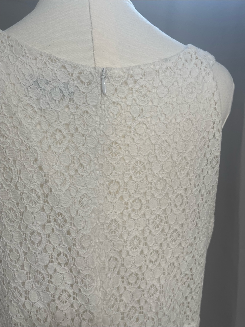 Graduation Dress White Lace Eyelet Fit Flare High Neck Midi New York & Company - Picture 6 of 13